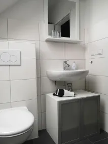Modern apartment in an attractive location - Image 2