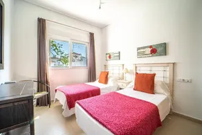 Spacious Villa - DN32LT - Image 5