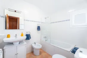 Apartamento 'Antiga Escola Pla Del Sabater' com vista para a montanha - Image 2