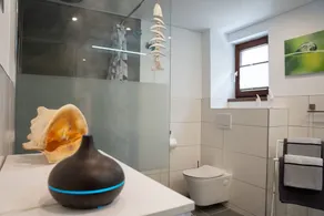 Liebevoll eingerichtete Ferienwohnung - fühlen Sie sich bei uns wie zu Hause - Image 2