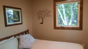 Cabin on beautiful Lake Belle Taine - Image 2