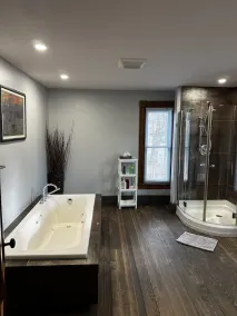 Renovated wooden house with AC, pool table, ping pong close lakes and mountains. - Image 4