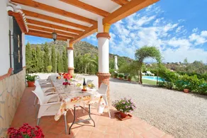 A captivating retreat with pool for an exceptional group holiday. Pet friendly. - Image 5