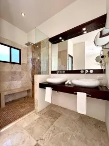 Penthouse - Private - Pool & Heated Jacuzzi & Rooftop A3022B - Image 4