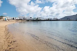 Holiday Home \"Cabo\" with Sea View and Private Terrace - Image 5
