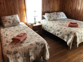 BlackBeard's Retreat - Historic and Pet Friendly cottage - Image 4