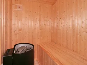 6 person holiday home in Oksbøl-By Traum - Image 4