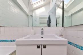 SUSSEX MEWS HOUSE - 2 BED - 3 MIN FROM THE SEA FRONT - Image 4