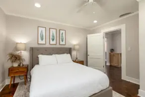 Highly Rated, Exceptional Clean, Cozy, Comfortable  Cowtown Casa TCU/Stockyards! - Image 5