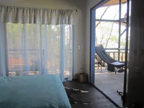EMERALD ABODE Romantic, Private, Huge Ocean Views. Affordable nightly rates. - Image 4
