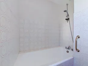 Stunning private villa for 4 people with WIFI, TV and pets allowed - Image 3