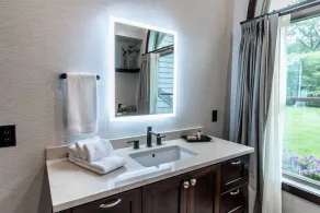 Fully Renovated Condo - Sleeps 7! - Image 3