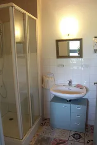Charming vacation rental in the Doubs region, rated 3 ears of wheat, with a beautiful garden, 5 bedrooms, - Image 2