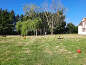 Casa rural con piscina privada y sala de juegos en plena campaña de Danzé - Image 3