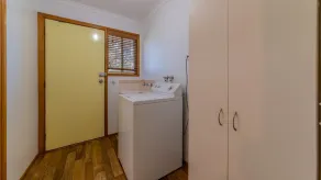 2 Dixon Street, Surf Beach, Pet Friendly Surf Beach Escape - Image 3