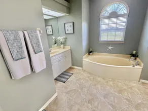 TOP FLORIDA's Casa Coral - Image 4