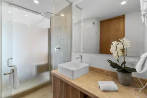 1BR · King · Alberca · Jacuzzi · 1 Cuadra Playa - Image 5