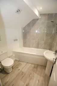 Exmouth - Apartment 2, Strand House - Modern 2 Bedroom Apartment, Perfect Location For Access To Beach & Town Centre - Sleeps 6 Guests - NO Parking - Hosted By RENTMYHOUSE - Image 3