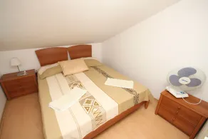 Two bedroom apartment with terrace and sea view Ivan Dolac, Hvar (A-8734-c) - Image 4