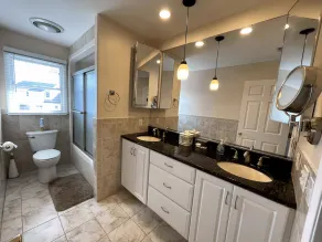 Exceptional waterview, heated pool, hot tub, 2-min walk to Ocean Gate beach! - Image 4