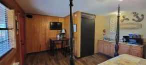 #5 Lake Time-Uncertain Lodge and Inn - Image 5