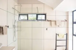 Queensrest - Image 3