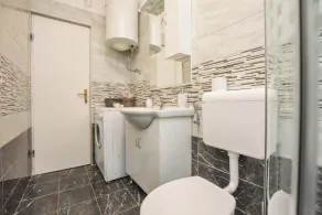 Apartment Rota - Image 2