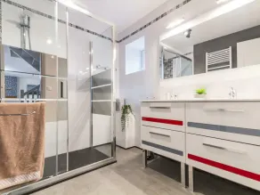 Charming house in Granville with garden and terrace - Image 2