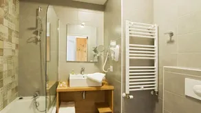 Wifi, 90m from ski slopes, fitness, swimming pool, terrace, balcony, tv, 50m² - Image 5