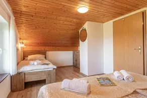 House VilAna- Jacuzzi Garden & BBQ - Happy Rentals - Image 4