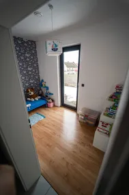 Exclusive Villa 1 min from Lake, for families with kids, games room - Image 3