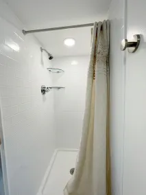 Summer Wind cottage - newly renovated - sleeps 6 - Image 4