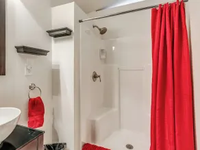 Træhus til 2 m / udsigt til solnedgang * Kæledyr tilladt * Jacuzzi-badekar * Privat og hyggeligt - Image 3