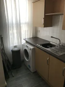 2 Bedroom Luxury Apartment near Liverpool Football Ground - Image 4