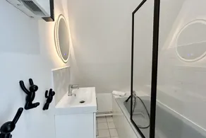 Duplex de Charme Avec Vue sur la Baie: Votre Escapade Inoubliable - Image 2