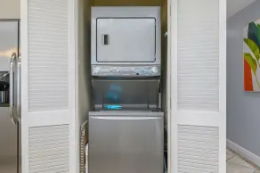 Oceanview Condo with Pools and Hot Tub - Image 4
