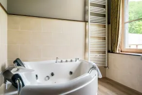 Chateau Meuse - Twentysix Bedroom Castle, Sleeps 60 - Image 3