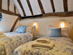 2 chambres à coucher à Sproughton - Image 4