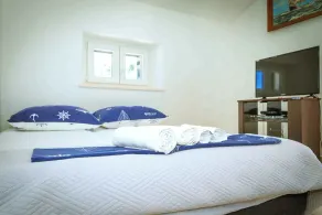 Holiday home for 24 people with 2 outdoor pools - Image 2