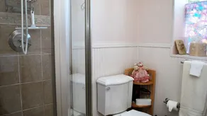 Commanders Quarters Historic Home in Hammond – Sleeps 18 - Image 3