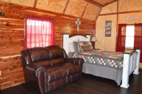 Rocky Top Winery Cabin # 2 - Image 3