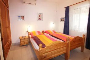 Tolles ruhiges Ferienhaus für 4 Personen mit Privatpool und großem Garten - Image 4