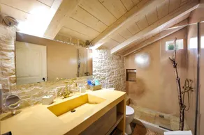Leonora House by PaxosRetreats - Image 3