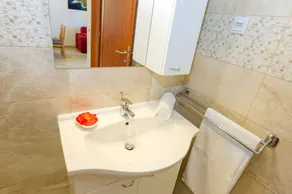 Appartements Zvonko, (16324), Veli Rat, Croatia - Image 2
