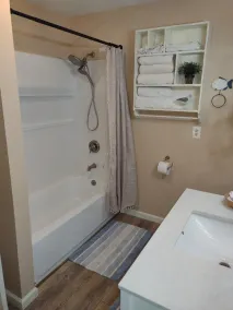 Gemütliches 3-BR-Haus in einer ruhigen Bucht am Lake Hartwell. Buchen Sie jetzt Spätsommer und Herbst! - Image 4