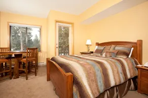 Bright Mountain Condo til 4 med komplet køkken - Image 3