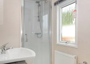 3 chambres à coucher à Dawlish - Image 3