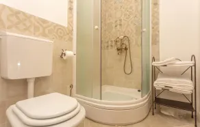 Pet friendly home in Pakovo Selo - Image 2