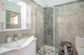 Eros Sea View: Brand new! Comfortable apartment, above Agni - Image 2