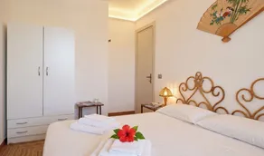 Welcomely - Blue Holiday Villa - Image 3